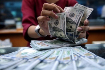 Tỷ giá ngoại tệ ngày 2/11: Chờ diễn biến bầu cử, đồng USD ít thay đổi