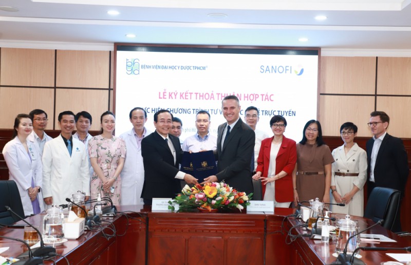 Chương trình tư vấn sức khỏe trực tuyến “Hỏi để khỏe hơn” do Bệnh viện Đại học Y Dược TPHCM và Công ty TNHH Sanofi-Aventis Việt Nam phối hợp thực hiện dự kiến sẽ được triển khai trong vòng 12 tháng với 15 số hỏi đáp 1224-img-1574