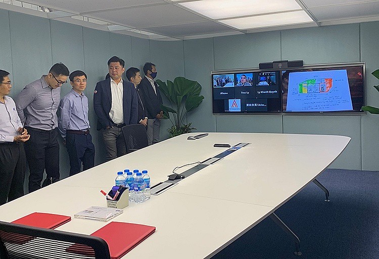 undefined 2138-midbox7