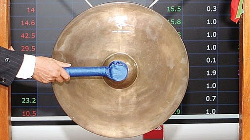 Gần 1 tỷ cổ phiếu LPB của LienVietPostBank chính thức niêm yết trên HOSE gan 1 ty co phieu lpb cua lienvietpostbank chinh thuc niem yet tren hose