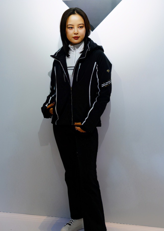 sao mặc đồ thể thao xấu ảnh 1 sao mac do the thao xau anh 1