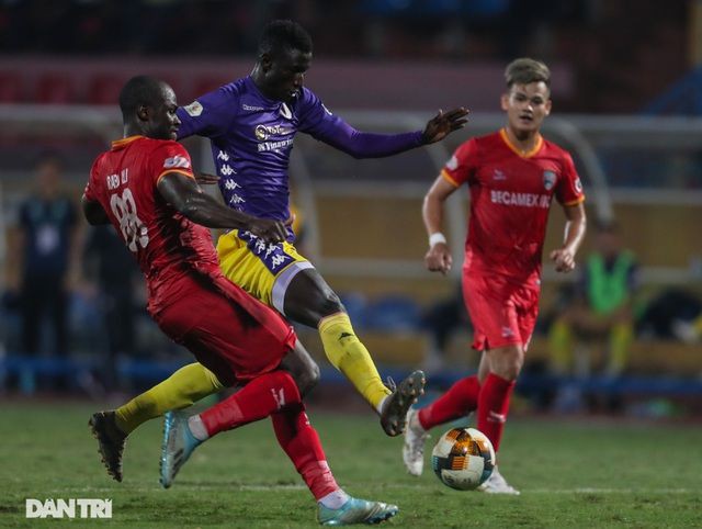 CLB Hà Nội chia tay hai ngoại binh sau khi kết thúc V League clb ha noi chia tay hai ngoai binh sau khi ket thuc v league