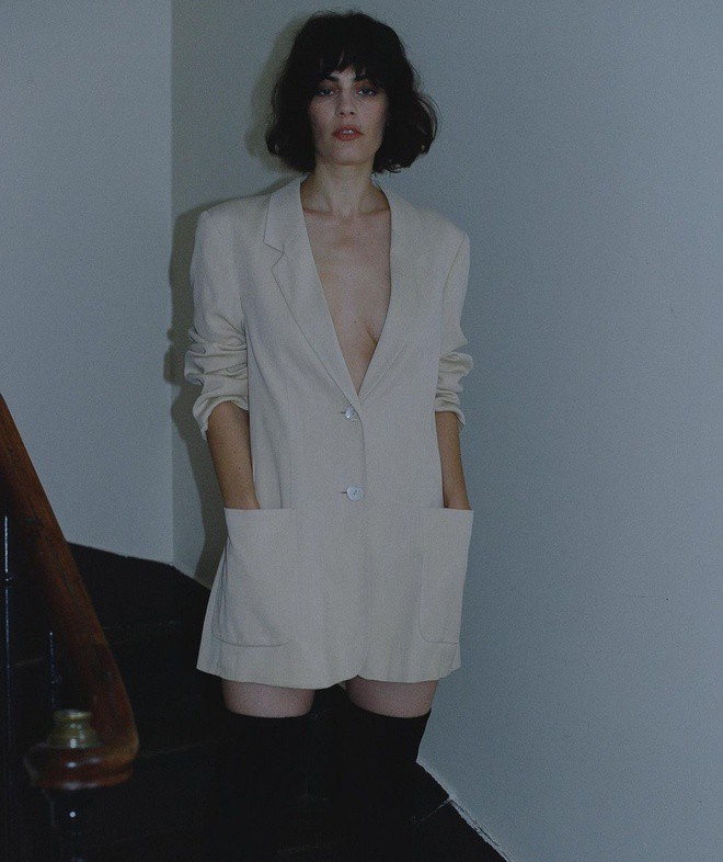 cô giáo pháp nổi tiếng vì mặc đẹp ảnh 3 co giao phap noi tieng vi mac dep anh 3