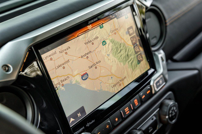 Rezvani Hercules 6×6 có giá bán gần nửa triệu USD ảnh 21 Rezvani Hercules 6×6 co gia ban gan nua trieu USD anh 21