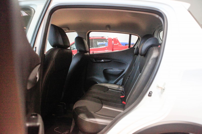 so sánh VinFast Fadil và Kia Soluto ảnh 9 so sanh VinFast Fadil va Kia Soluto anh 9