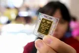 Giá vàng thế giới bất ngờ hồi phục, trong nước tăng 500.000 đồng/lượng