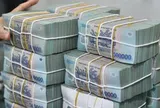 Ngân hàng ồ ạt huy động chứng chỉ tiền gửi: Có nơi tăng gấp đôi trong 6 tháng