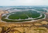 Tỷ phú Phạm Nhật Vượng đang cho xây siêu đô thị biển 18 tỷ USD lớn nhất Việt Nam, rộng tới 6.200 ha, quy hoạch hàng loạt công trình quy mô chưa từng có