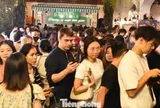 Cảnh tượng chưa từng có trước ngày kem Tràng Tiền đóng cửa