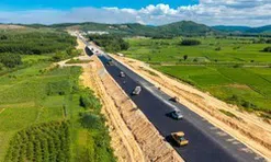 Thủ tướng Chính phủ yêu cầu đẩy nhanh tiến độ các dự án đường cao tốc tại khu vực phía Bắc