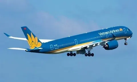 Reuters: Vietnam Airlines đang lên kế hoạch huy động 22.000 tỷ đồng từ việc phát hành cổ phiếu để trả nợ