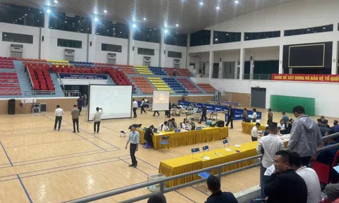 Cuộc đấu giá đất ở Sóc Sơn như "một trò đùa": Công khai danh tính vị khách trả giá lên 30 tỷ/m2 rồi xin rút