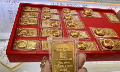 Giá vàng giảm bao nhiêu trong 1 tháng qua?