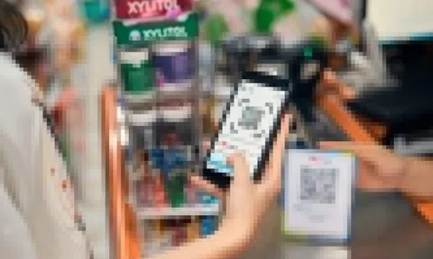 Sắp kết nối thanh toán mã QR xuyên biên giới với Trung Quốc