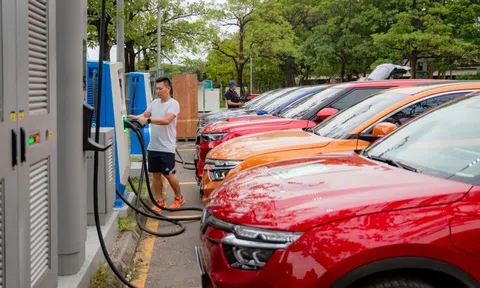 VinFast mất hàng nghìn tỷ để bao phí sạc ôtô điện đến giữa năm 2027