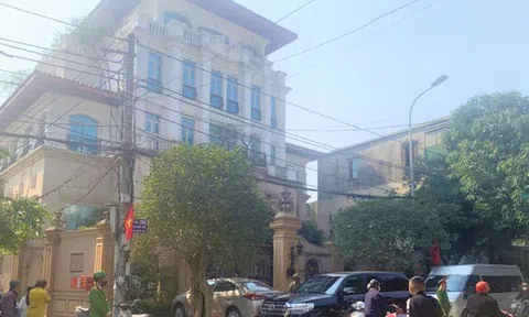 Công an khám xét nhà đại gia nghìn tỷ ở Nghệ An