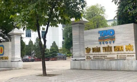 Vụ công an xuất hiện tại nhà nữ đại gia xăng dầu DKC: Nợ hàng ngàn tỉ đồng ?