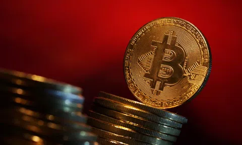 Bitcoin bị bán tháo, thị giá chạm đáy 2 tháng