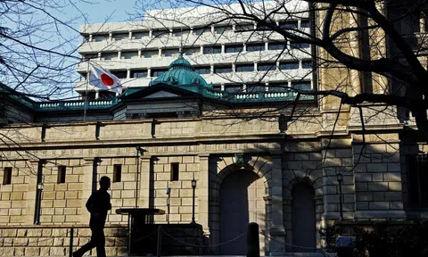 Nhật Bản nâng lãi suất cao nhất 17 năm, 'thập kỷ mất mát' sắp đi qua?