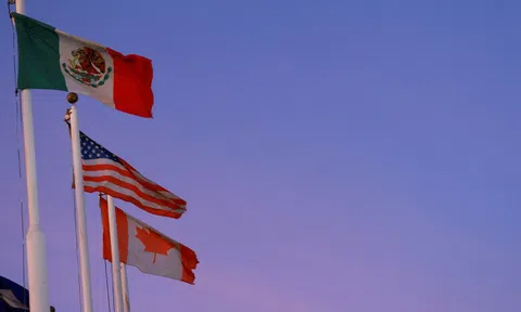 Đòn thuế quan qua lại ảnh hưởng thế nào tới Mỹ, Canada, Mexico