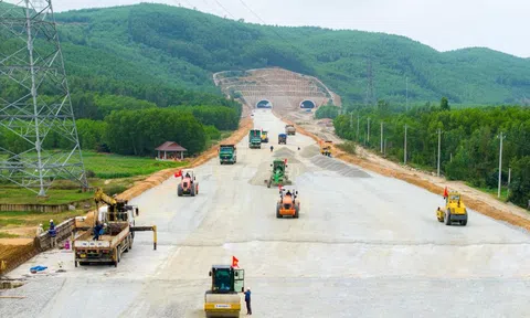 HHV thu phí cao tốc hơn 5 tỷ đồng/ngày, lợi nhuận 2024 tăng 30%, năm 2025 sẽ thông tuyến Quảng Ngãi - Hoài Nhơn