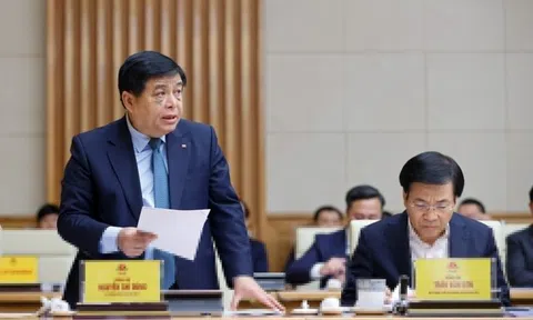 Bộ trưởng KHĐT: GDP tăng 2 con số, kinh tế ngoài Nhà nước cần tăng 11%