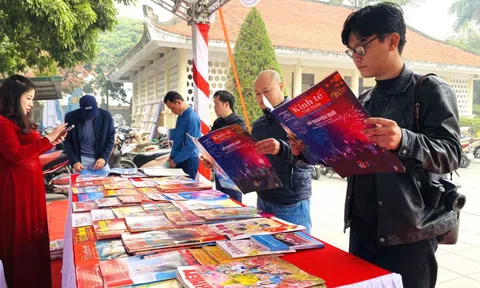 Thanh Hoá khai Hội báo xuân