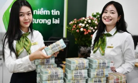Thưởng Tết ngân hàng: Nơi cả trăm triệu, chỗ ngậm ngùi chờ... năm sau