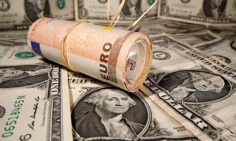 Tỷ giá ngày 6/3: USD ngân hàng lao dốc, mất mốc 25.700 VND/USD