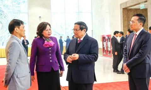 Ngành ngân hàng năm 2025: Tăng tốc tín dụng gắn với kiểm soát rủi ro