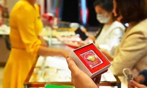Người mua vàng ngày vía Thần Tài năm ngoái giờ lãi đậm