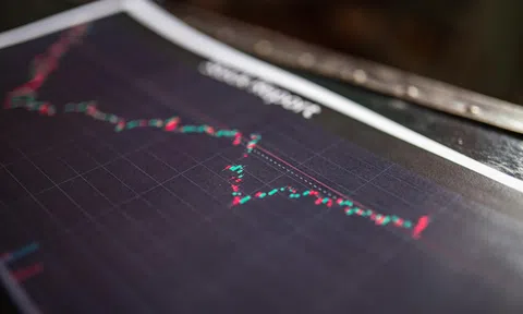 Cổ phiếu nhà Vingroup 'cứu' thị trường