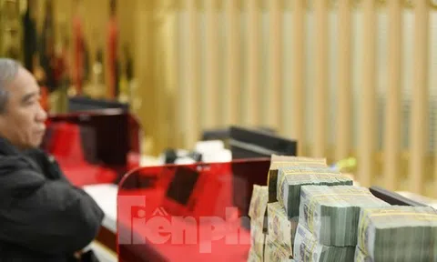 Ngân hàng 'bơm' gần 200.000 tỷ đồng, vì sao doanh nghiệp vẫn khó vay?