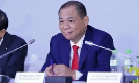 Tỷ phú Việt và gia đình mất hàng trăm triệu USD sau vài ngày