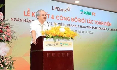 Bầu Đức khẳng định HAGL không xuất chuối đi Mỹ, con gái chi 41 tỷ “giải cứu” cổ phiếu