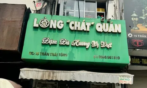 Hà Nội: Quán ăn khoe lòng xe điếu dài 40m bị kiểm tra đột xuất