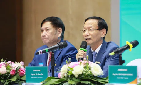Ông Vũ Văn Tiền: Bộ máy ABBank đông nhưng không mạnh, cần tái cấu trúc