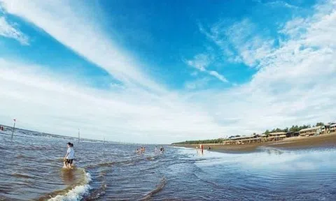 Một tỉnh có bờ biển dài hơn 50km vừa được Thủ tướng giao nghiên cứu lấn biển làm sân bay