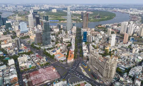 Xây 1 trung tâm tài chính quốc tế hoạt động ở cả TP.HCM và Đà Nẵng