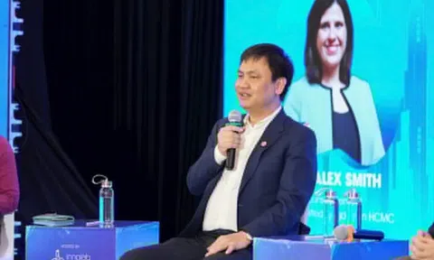 Cổ phiếu 'họ Bamboo Capital' bị bán tháo khi cựu chủ tịch bị khởi tố