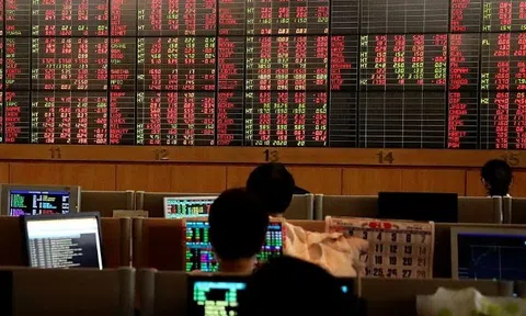 Chứng khoán Thái Lan tạm ngừng giao dịch vì động đất