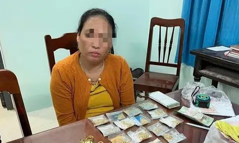 Lên mạng mua vàng giả rồi đến nhiều tiệm vàng lừa đảo