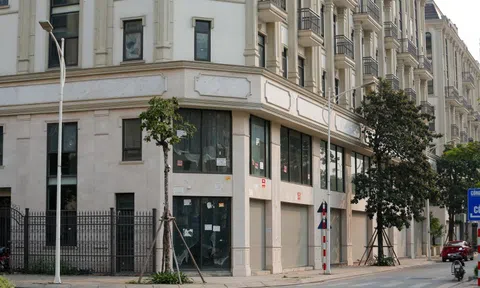 Nghịch lý cư dân đông nhưng shophouse vẫn ế ở Thủ Đô: Nơi giá thuê đến một triệu đồng/m2, nơi bắt thuê cả dãy, các thương hiệu “chào thua”