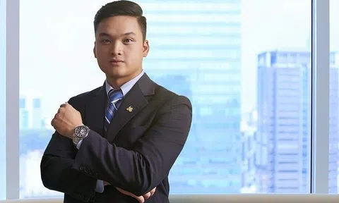 'Con nhà đại gia' mua cổ phiếu ồ ạt