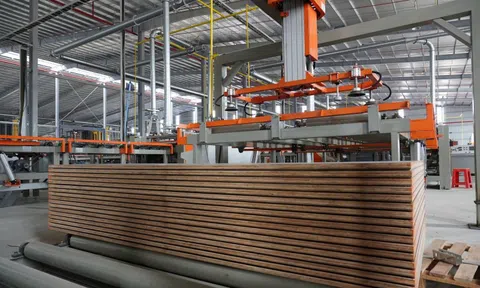 Hòa Phát 'lấn sân' sản xuất ván sàn cao cấp