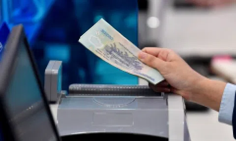 Ông lớn bảo hiểm xe máy: Thu 110 tỷ, trả 4,4 tỷ, có hồ sơ chờ 600 ngày