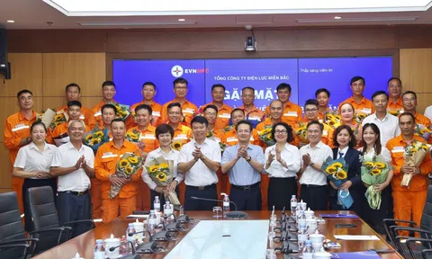 EVNNPC vinh danh người lao động tiêu biểu ngành điện năm 2025