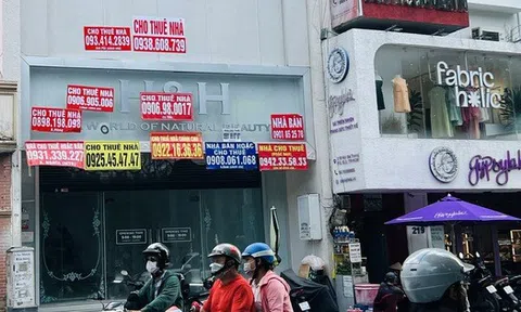 Chuyện gì đang xảy ra với mặt bằng nhà phố trung tâm Tp.HCM?