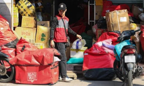 Shipper giả nắm rõ thông tin đơn hàng, Viettel Post, VNPost nói gì?