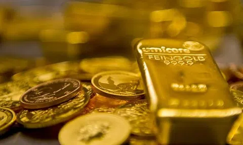 Giá vàng rơi tự do, mất mốc 3.000 USD/ounce